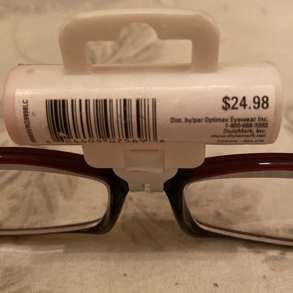 Reading glasses 🤓 - Picture 4 of 5